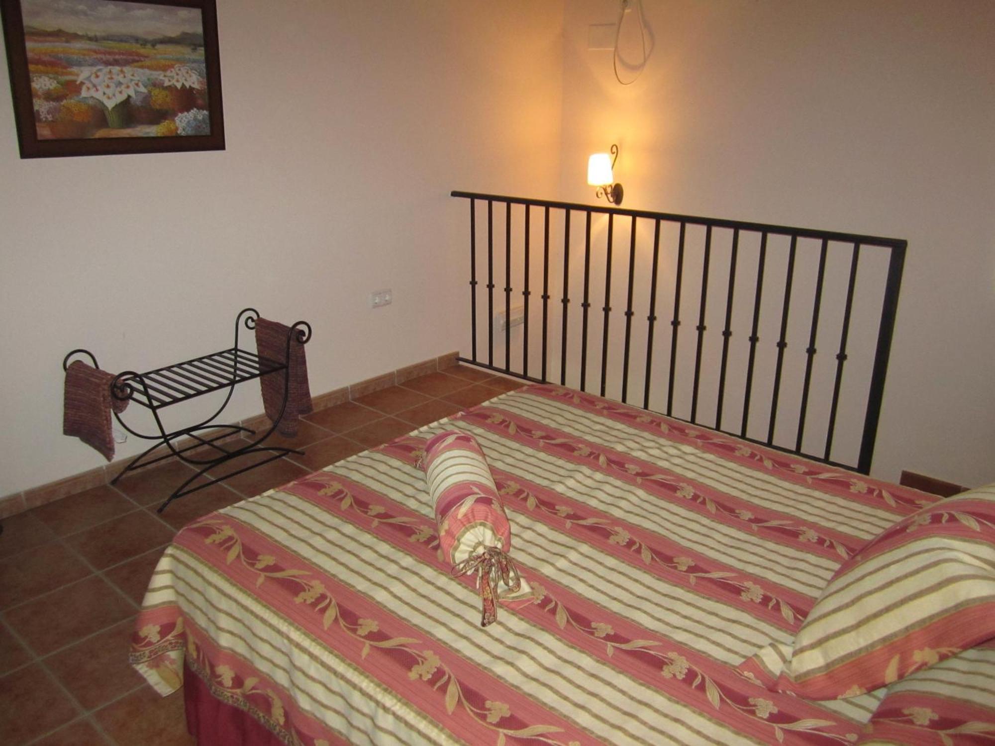 Posada El Camino Almonaster อัลโมนาสแตร์ ลา เรอัล ภายนอก รูปภาพ