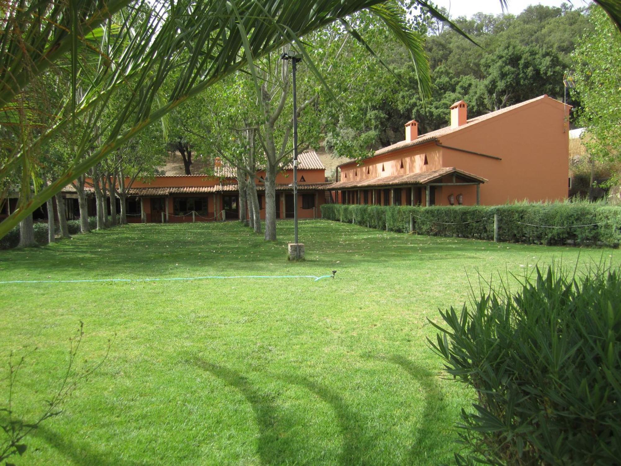 Posada El Camino Almonaster อัลโมนาสแตร์ ลา เรอัล ภายนอก รูปภาพ